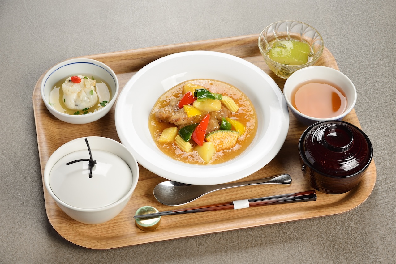夏野菜の甘酢あんを主役にした8月の御膳