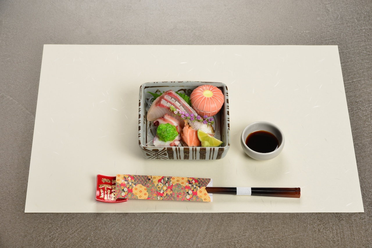 造里の膳 染付の角鉢