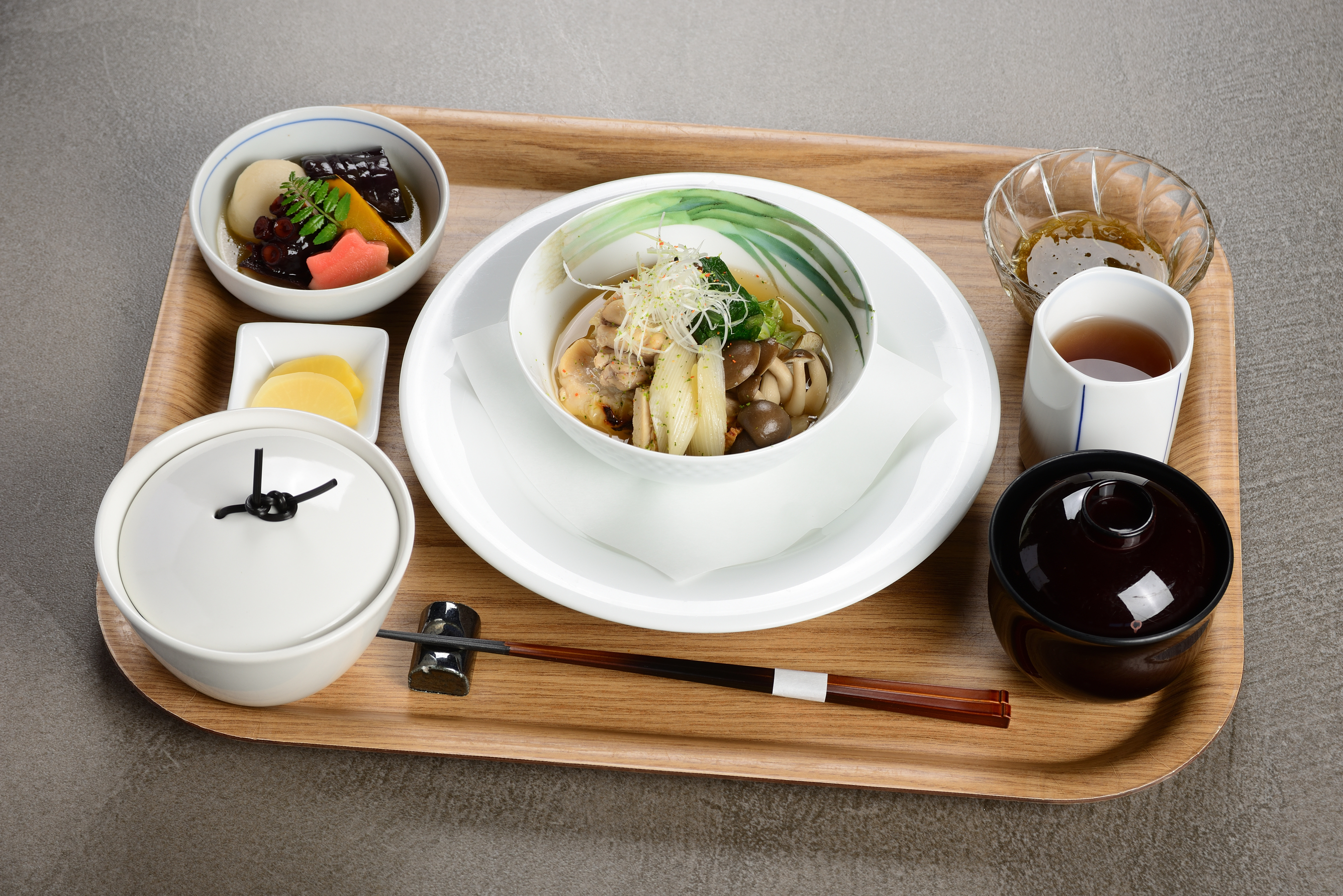 鶏と焼きねぎの御膳 全景